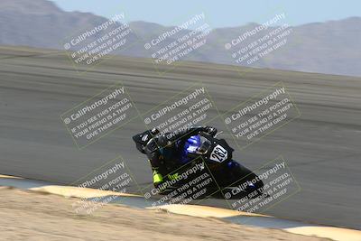 media/Apr-10-2022-SoCal Trackdays (Sun) [[f104b12566]]/Bowl (11am)/